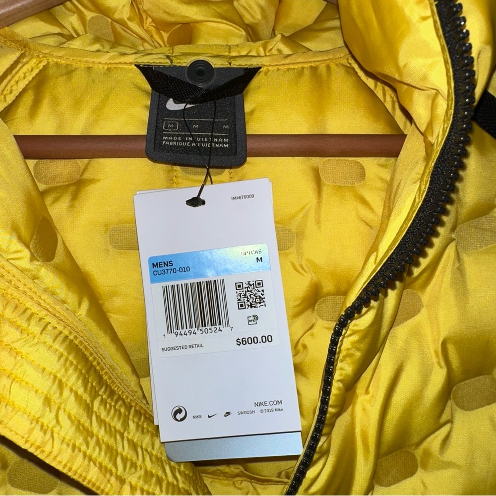 NIKE NSW TECH PACK DOWN FILL YELLOW COAT & PARKA JACKET CUS770-010 MEN’S LNWT - Picture 12 of 16